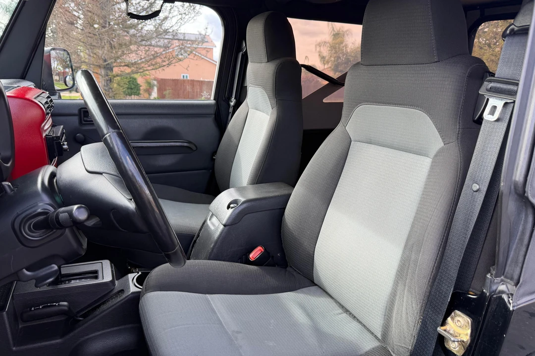 2006 Jeep TJ Wrangler - Image 19 of 31