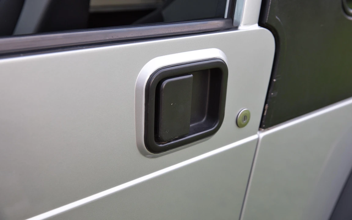2006 Jeep TJ Wrangler - Image 25 of 31