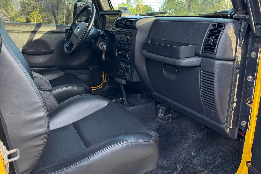 2006 Jeep TJ Wrangler - Image 16 of 31