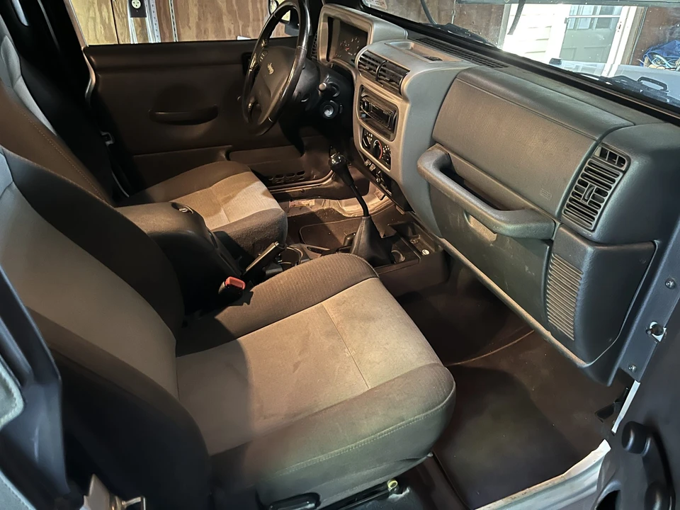 2006 Jeep TJ Wrangler - Image 25 of 31