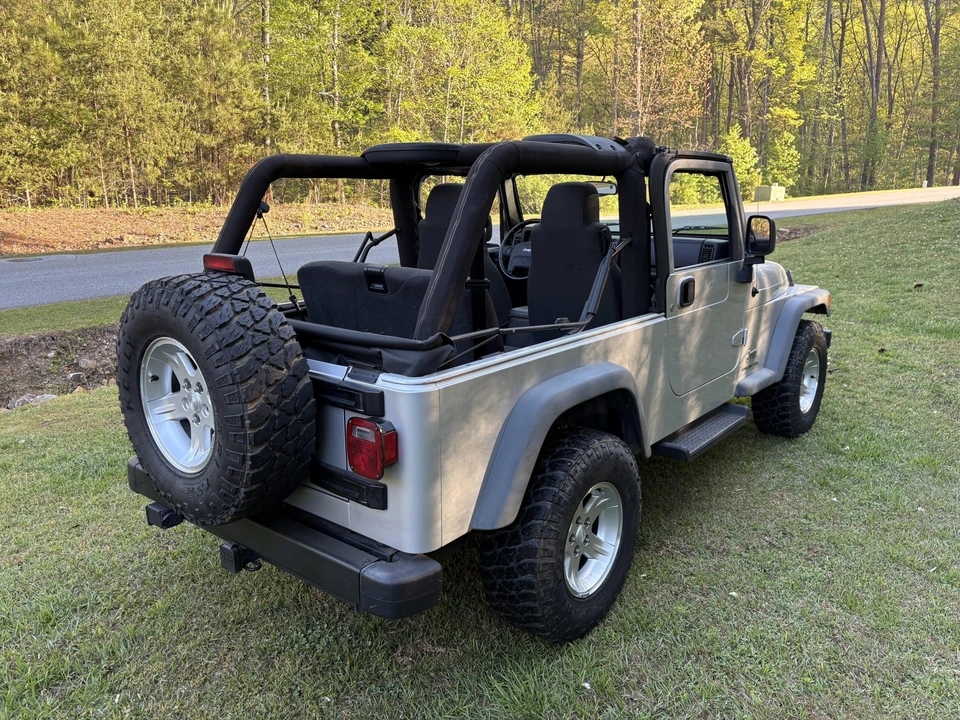 2006 Jeep TJ Wrangler - Image 25 of 31