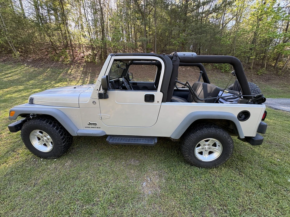 2006 Jeep TJ Wrangler - Image 22 of 31