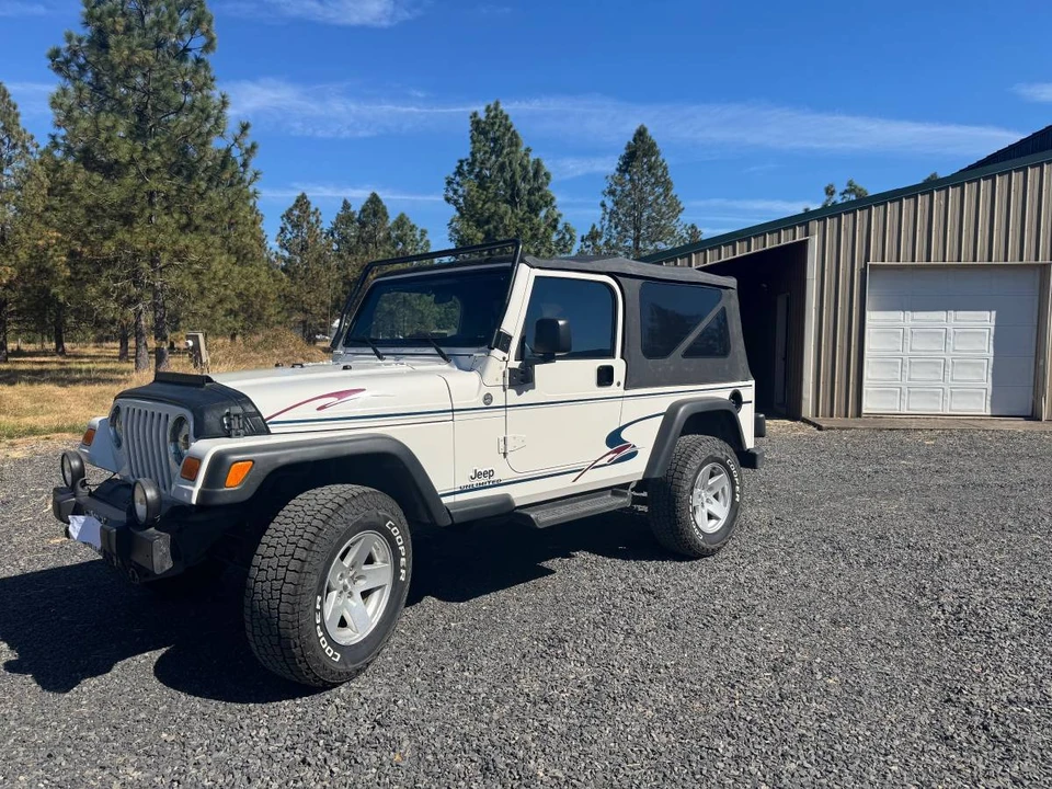 2006 Jeep TJ Wrangler - Image 2 of 13