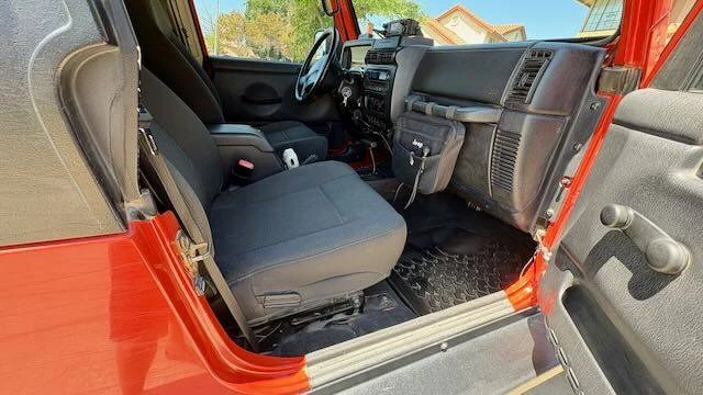 2006 Jeep TJ Wrangler - Image 10 of 13