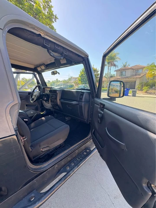 2006 Jeep TJ Wrangler - Image 10 of 11