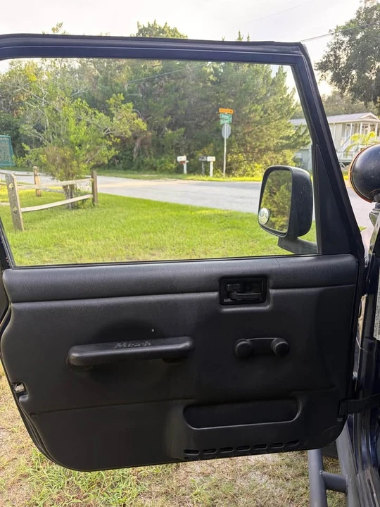 2006 Jeep TJ Wrangler - Image 14 of 17