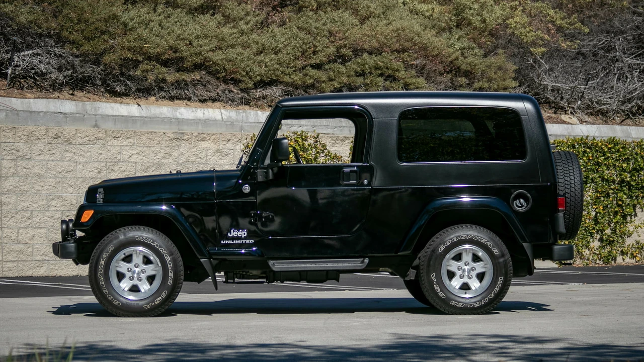 2006 Jeep TJ Wrangler - Image 2 of 19