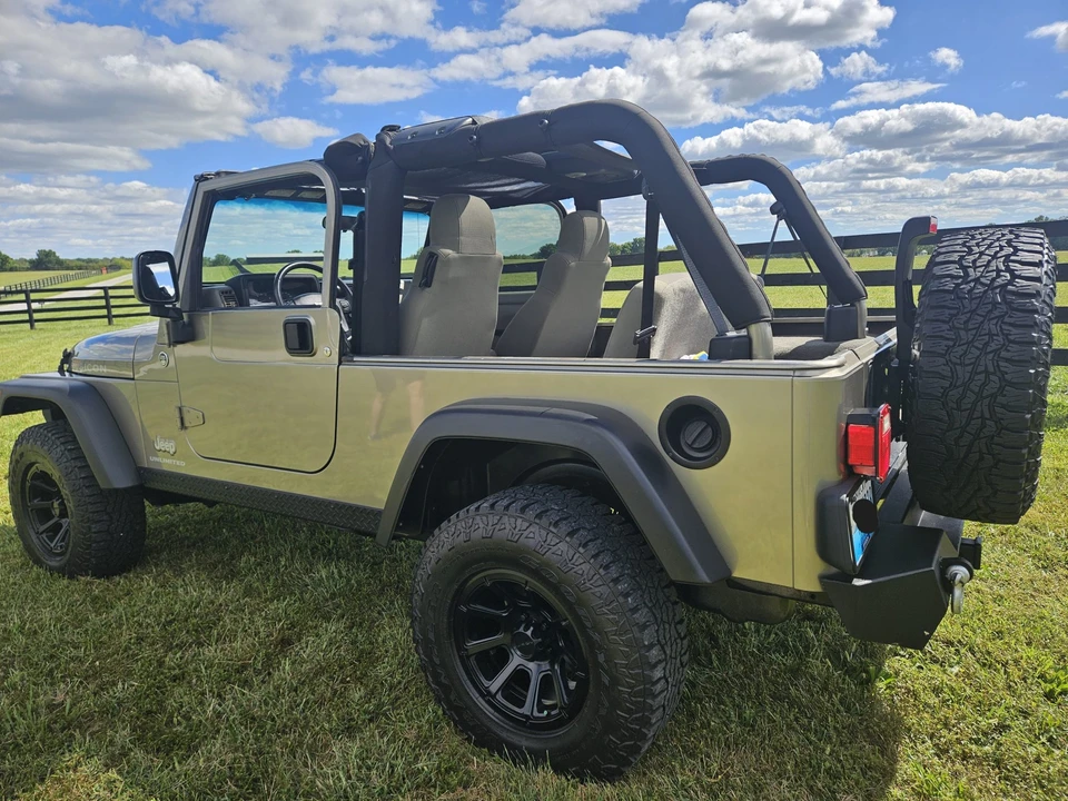 2006 Jeep TJ Wrangler - Image 17 of 31