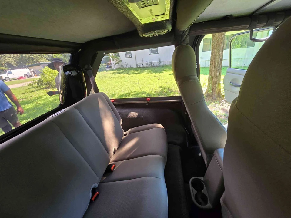 2006 Jeep TJ Wrangler - Image 23 of 31