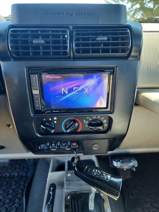 2006 Jeep TJ Wrangler - Image 17 of 24
