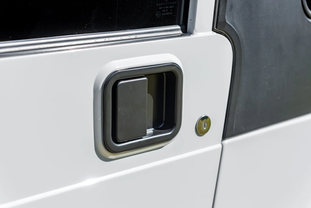 2006 Jeep TJ Wrangler - Image 21 of 31