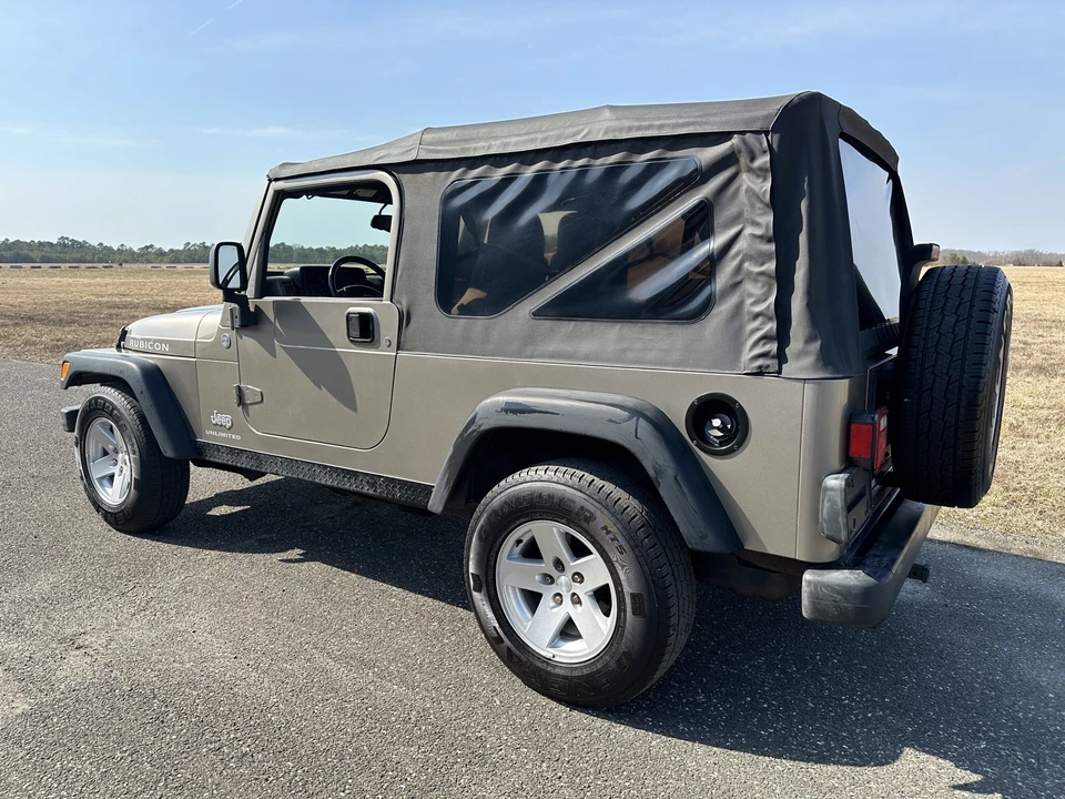 2006 Jeep TJ Wrangler - Image 25 of 31