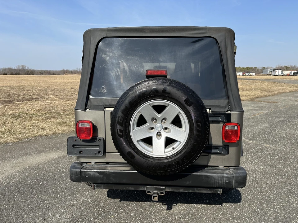 2006 Jeep TJ Wrangler - Image 21 of 31