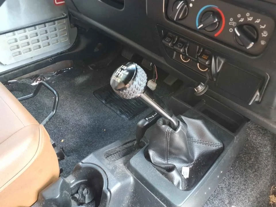 2006 Jeep TJ Wrangler - Image 13 of 13