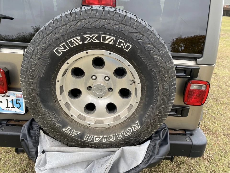 2006 Jeep TJ Wrangler - Image 30 of 31