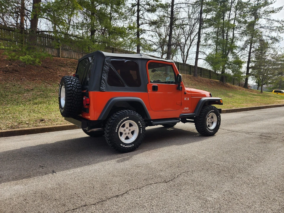 2006 Jeep TJ Wrangler - Image 17 of 31