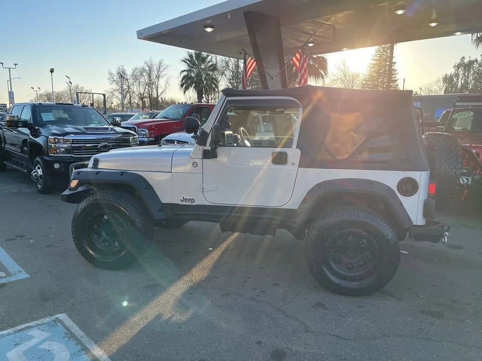 2006 Jeep TJ Wrangler - Image 2 of 20