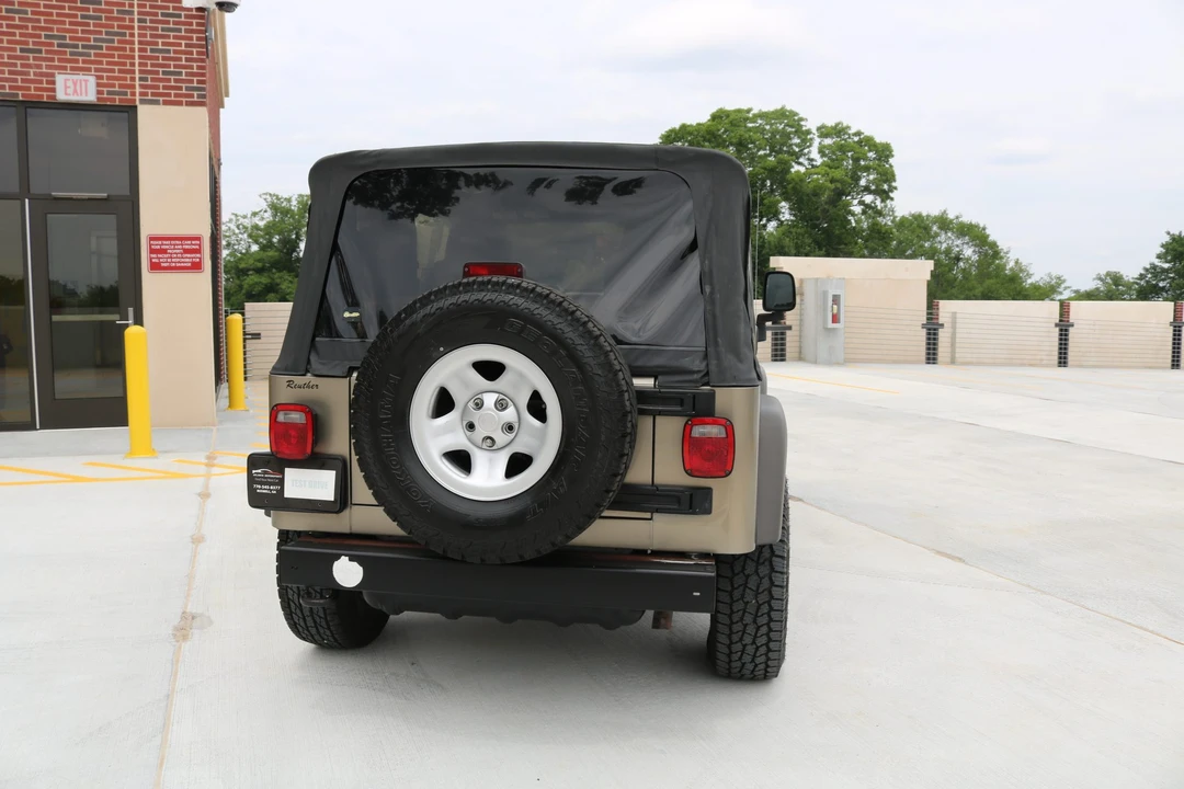 2006 Jeep TJ Wrangler - Image 24 of 31