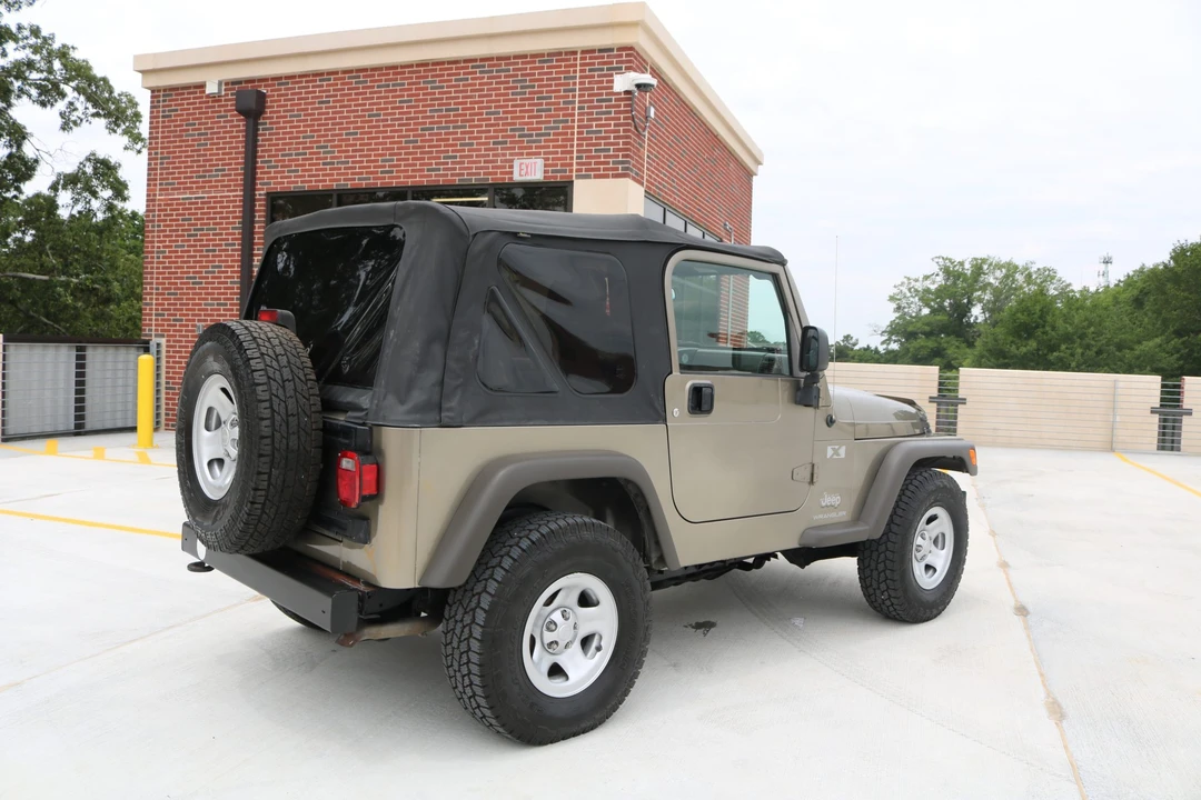 2006 Jeep TJ Wrangler - Image 29 of 31
