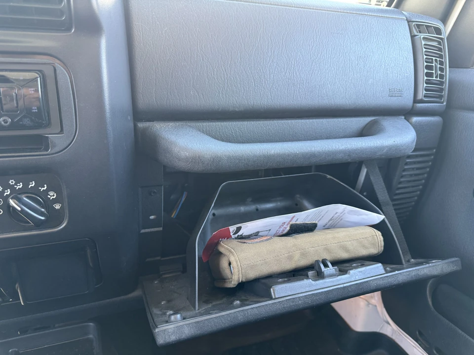 2006 Jeep TJ Wrangler - Image 19 of 31