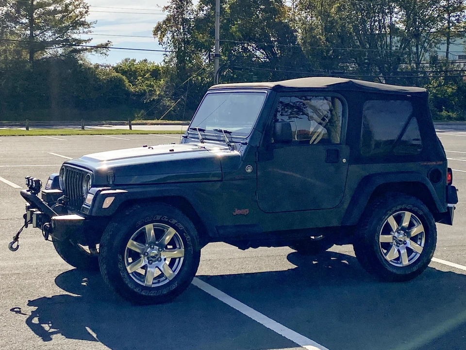 2006 Jeep TJ Wrangler - Image 25 of 31