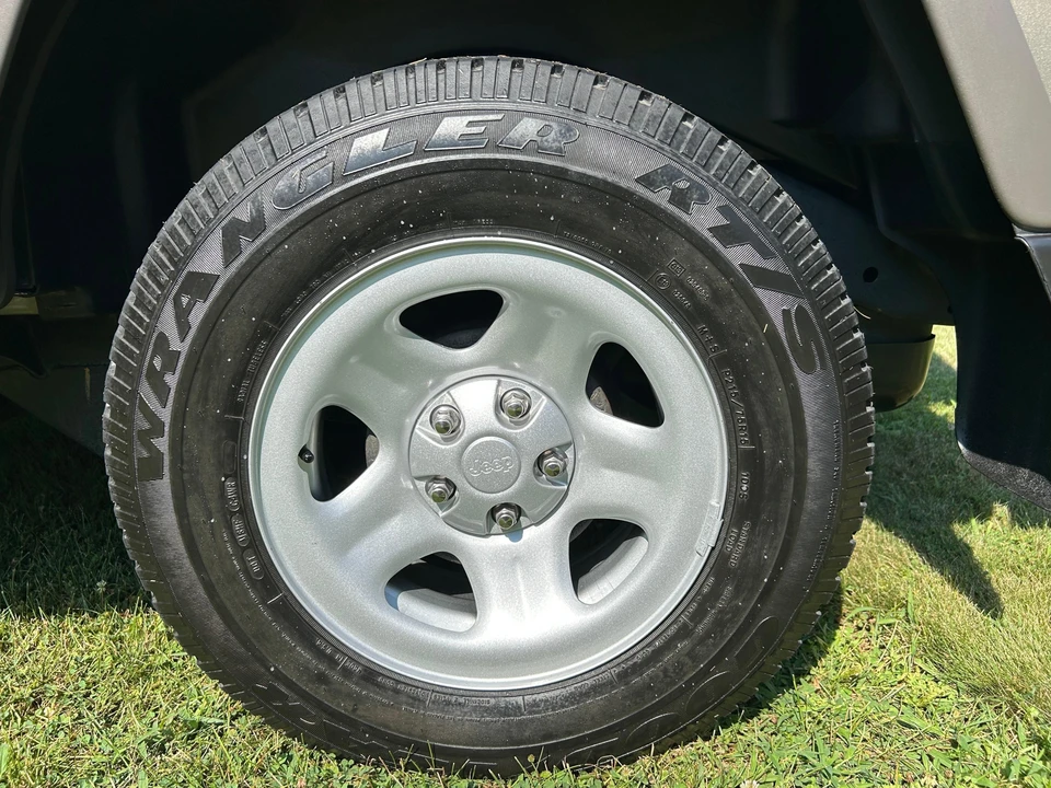 2006 Jeep TJ Wrangler - Image 19 of 31