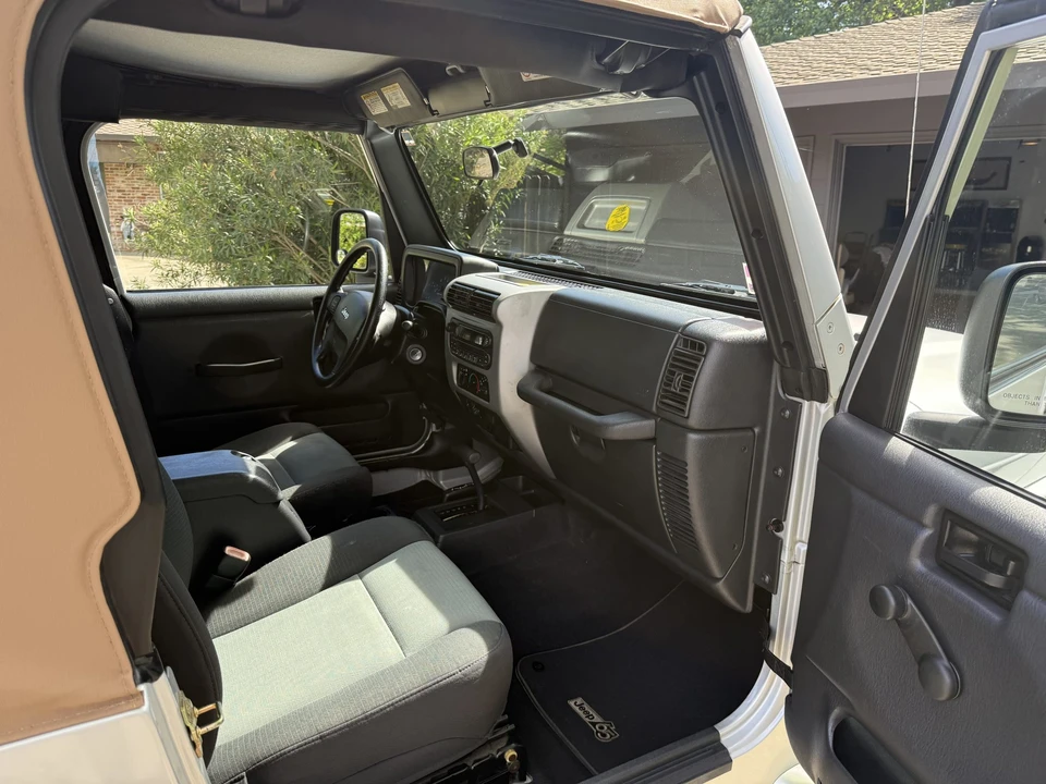 2006 Jeep TJ Wrangler - Image 26 of 31