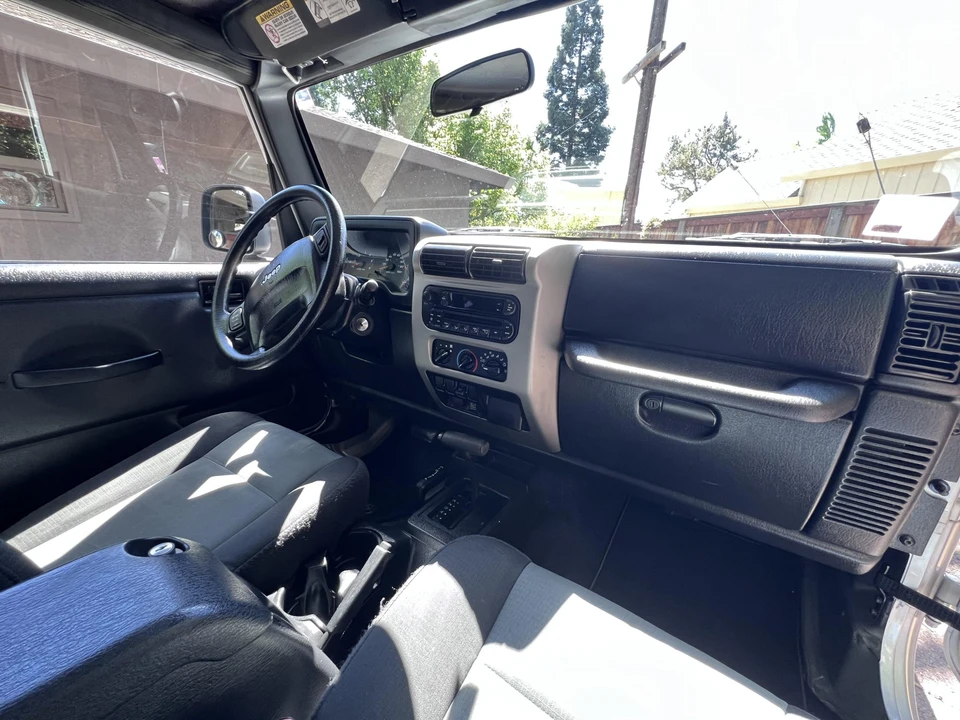 2006 Jeep TJ Wrangler - Image 25 of 31