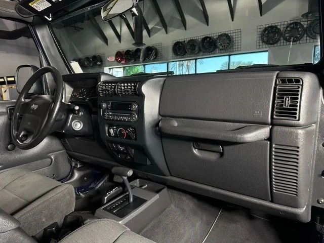 2006 Jeep TJ Wrangler - Image 16 of 21