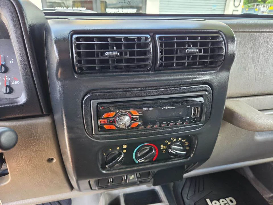 2006 Jeep TJ Wrangler - Image 11 of 17