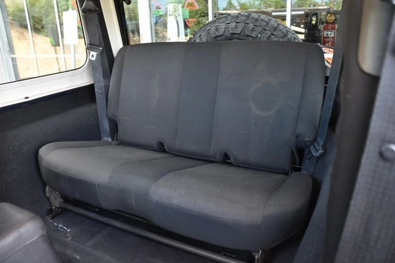 2006 Jeep TJ Wrangler - Image 18 of 20