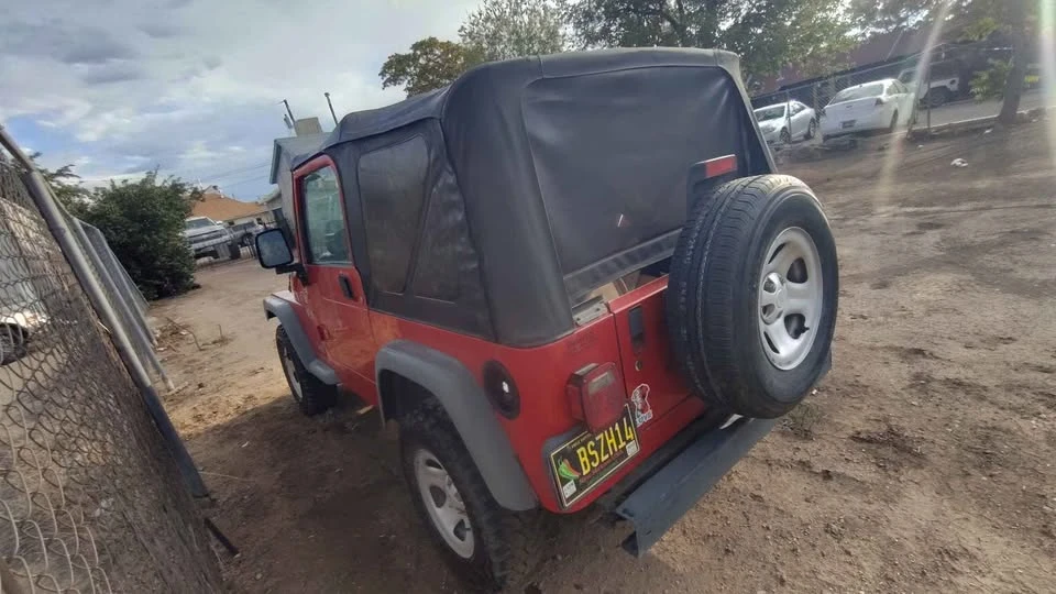 2006 Jeep TJ Wrangler - Image 4 of 5