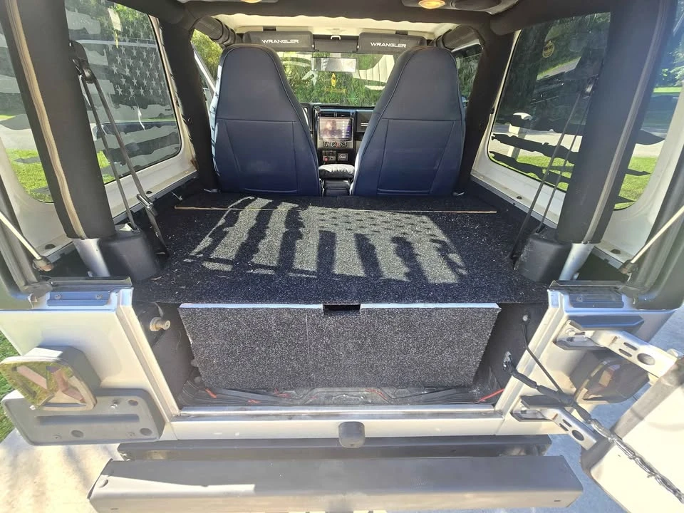 2006 Jeep TJ Wrangler - Image 16 of 18