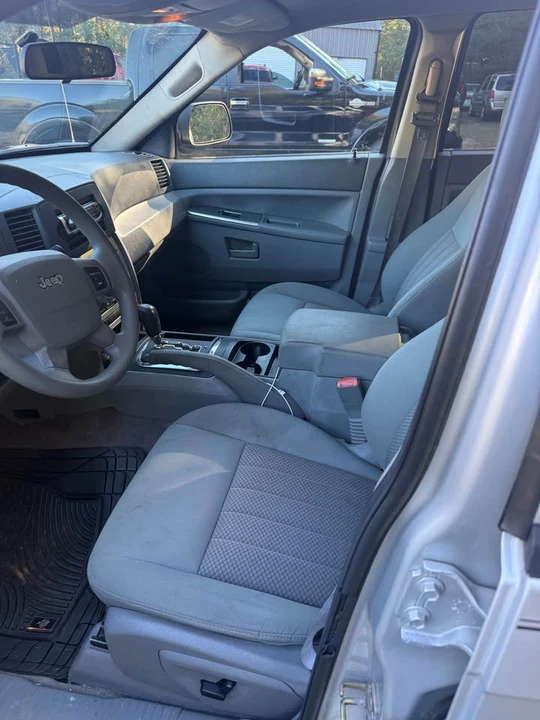 2006 Jeep Cherokee - Image 10 of 10