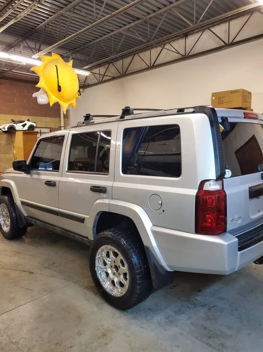 2006 Jeep Commander - Image 12 of 13