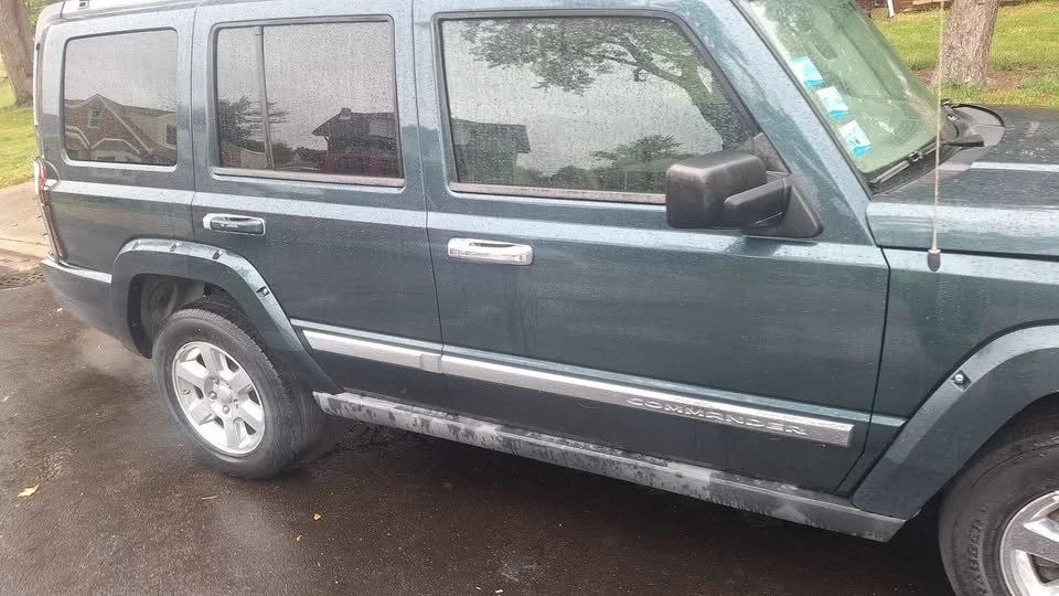 2006 Jeep Commander - Image 6 of 8