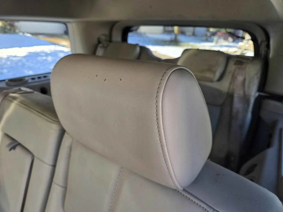 2006 Jeep Commander - Image 9 of 13