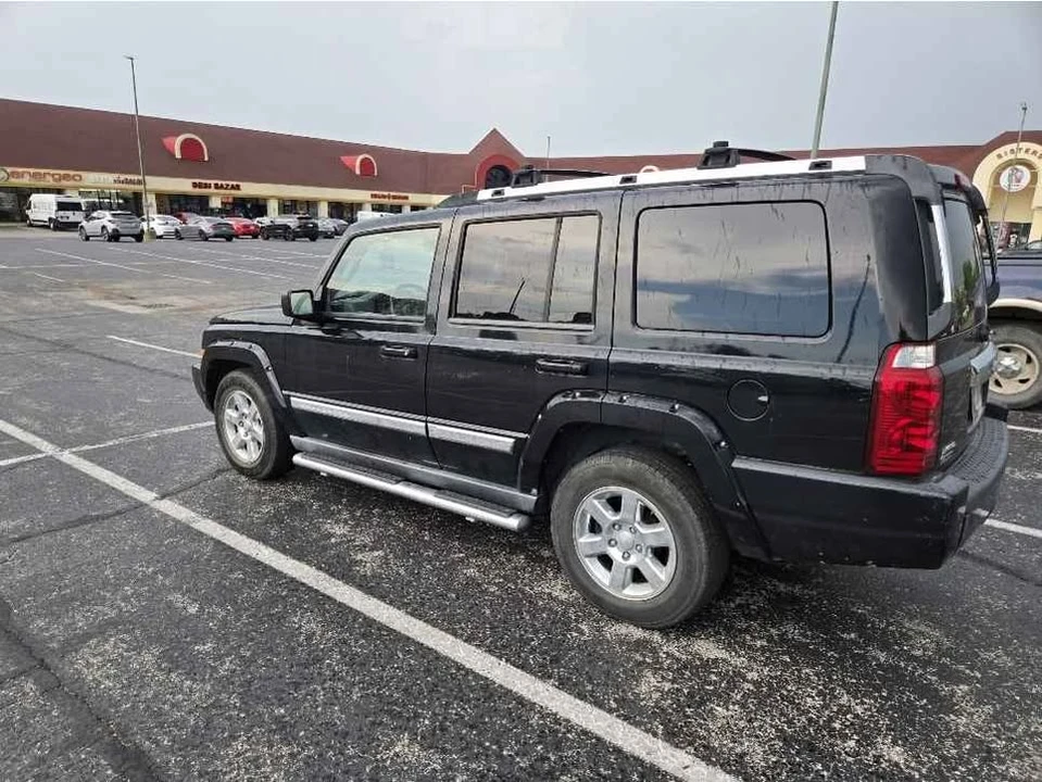 2006 Jeep Commander - Image 4 of 13