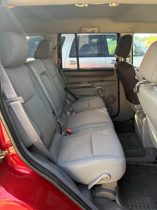 2006 Jeep Commander - Image 9 of 12