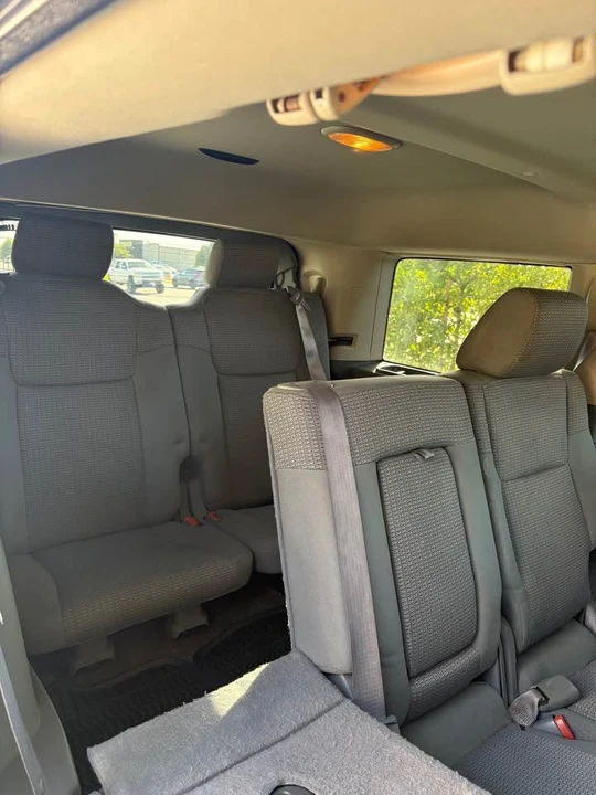 2006 Jeep Commander - Image 10 of 12