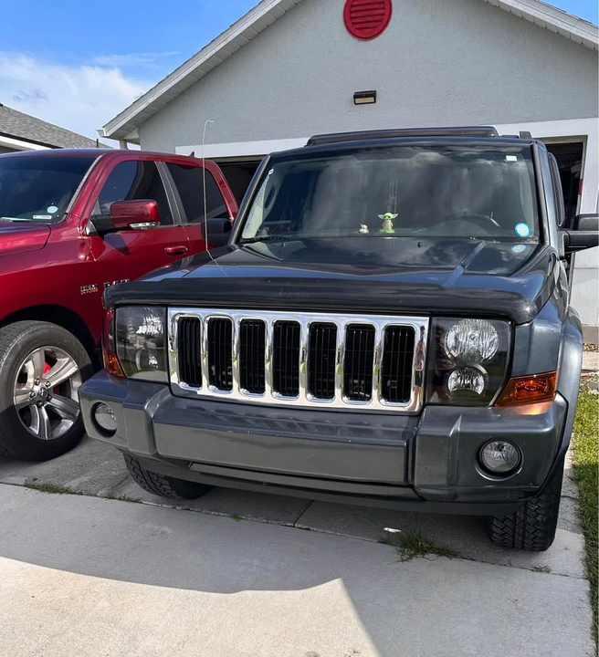2006 Jeep Commander - Image 3 of 4