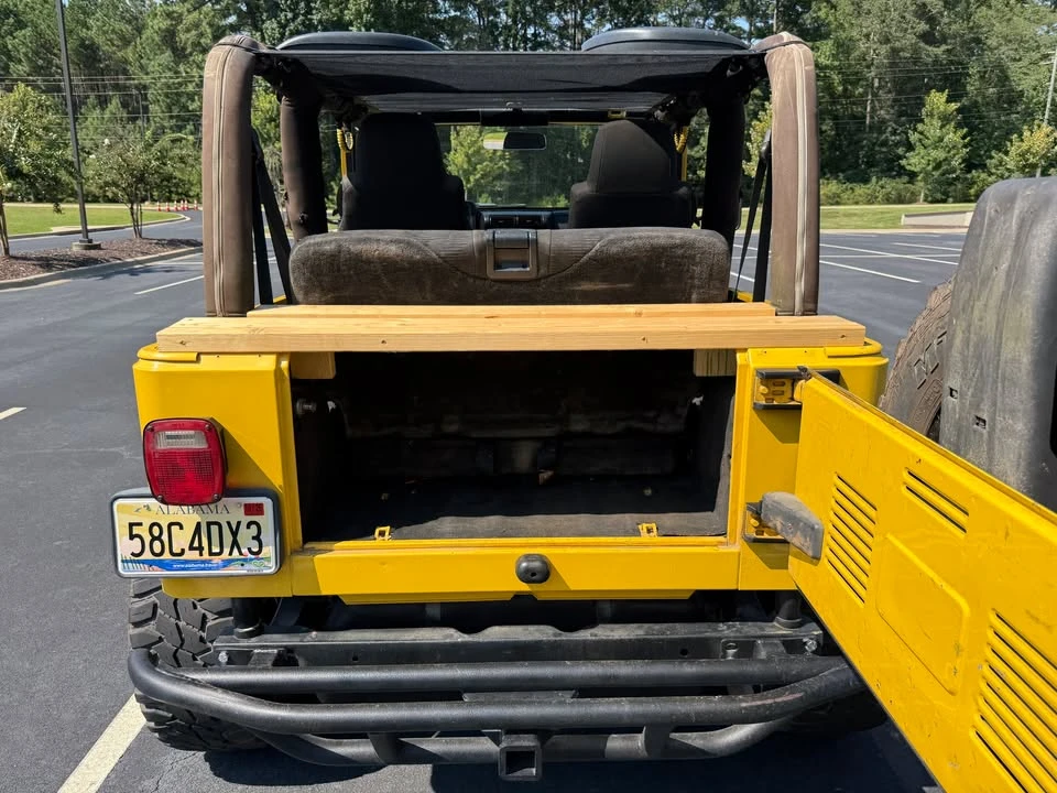 2006 Jeep TJ Wrangler - Image 18 of 19
