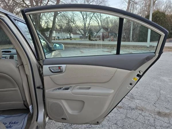 2006 Kia Optima/K5 - Image 13 of 15