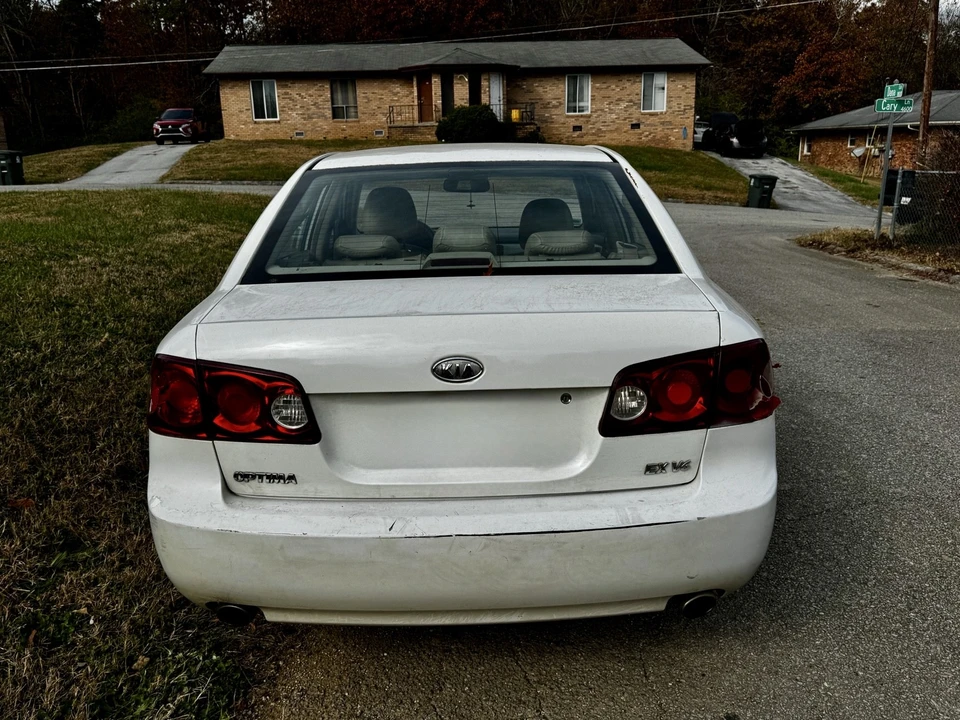 2006 Kia Optima/K5 - Image 3 of 11