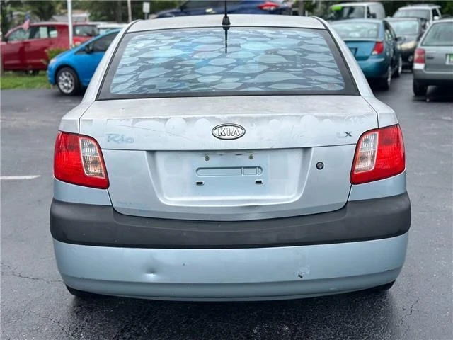 2006 Kia Rio - Image 5 of 21