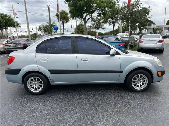 2006 Kia Rio - Image 7 of 21