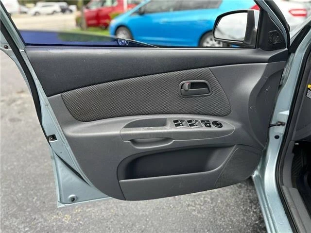 2006 Kia Rio - Image 10 of 21