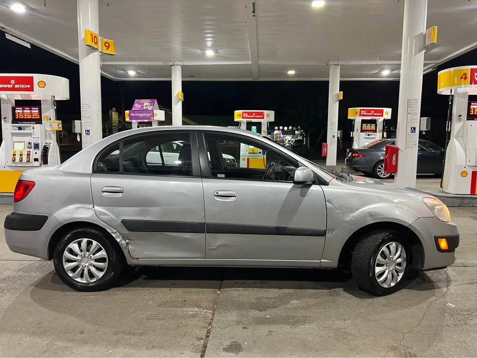 2006 Kia Rio - Image 2 of 14