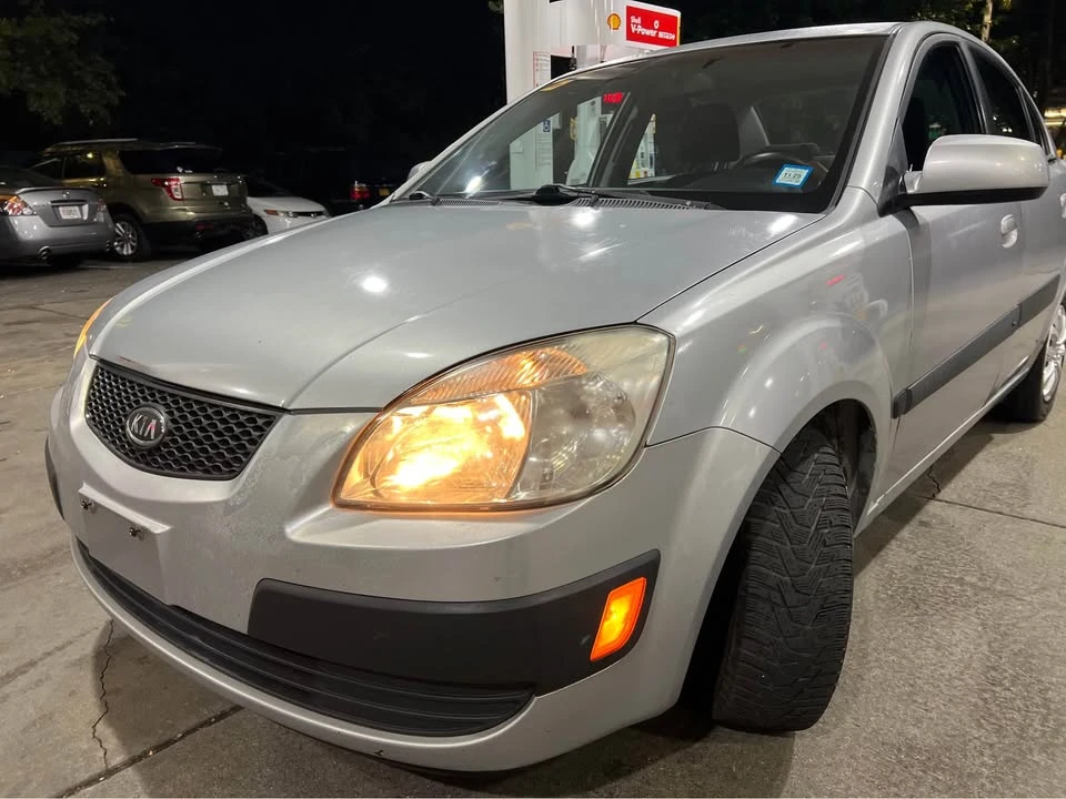 2006 Kia Rio - Image 8 of 14