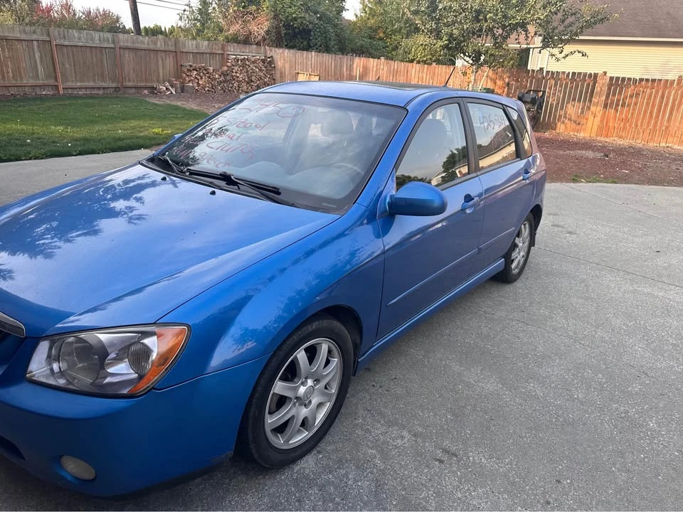 2006 Kia Spectra - Image 2 of 3